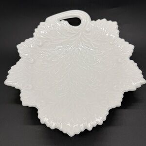 Fenton Vintage Milk Glass Leaf Tray Trinket Tray Serving Dish 8.5" x 8" x 1.5"